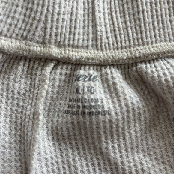 Aerie Waffle Knit Lace-Trim Shorts – Cream – Size XL - Picture 4 of 5